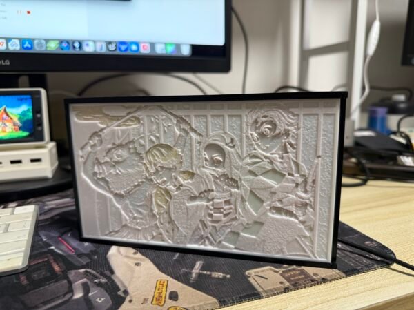 Customizable colored relief ornaments
